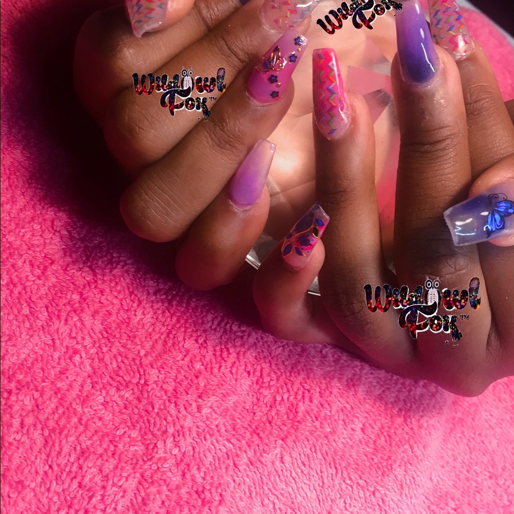 Press on nails - Picture 9 of 11